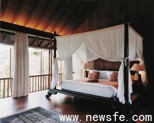 C:\Users\dominique.backhouse\Desktop\Images\CSE\Hi_064562_44184078_Uma_Bona_COMO_Suite_Master_Bedroom.jpg
